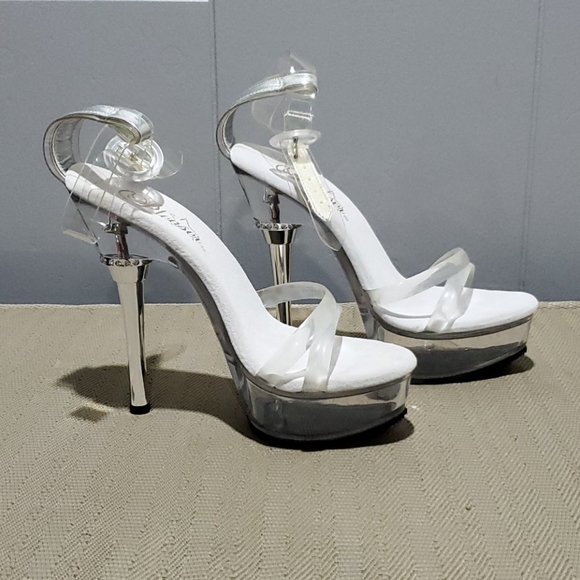 Clear Heels - Picture 3 of 7